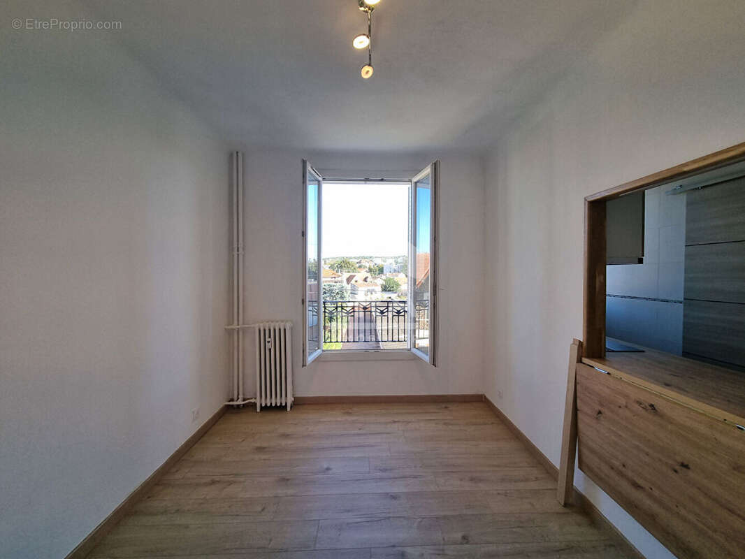 Appartement 17m² à neuilly-plaisance - photo 2