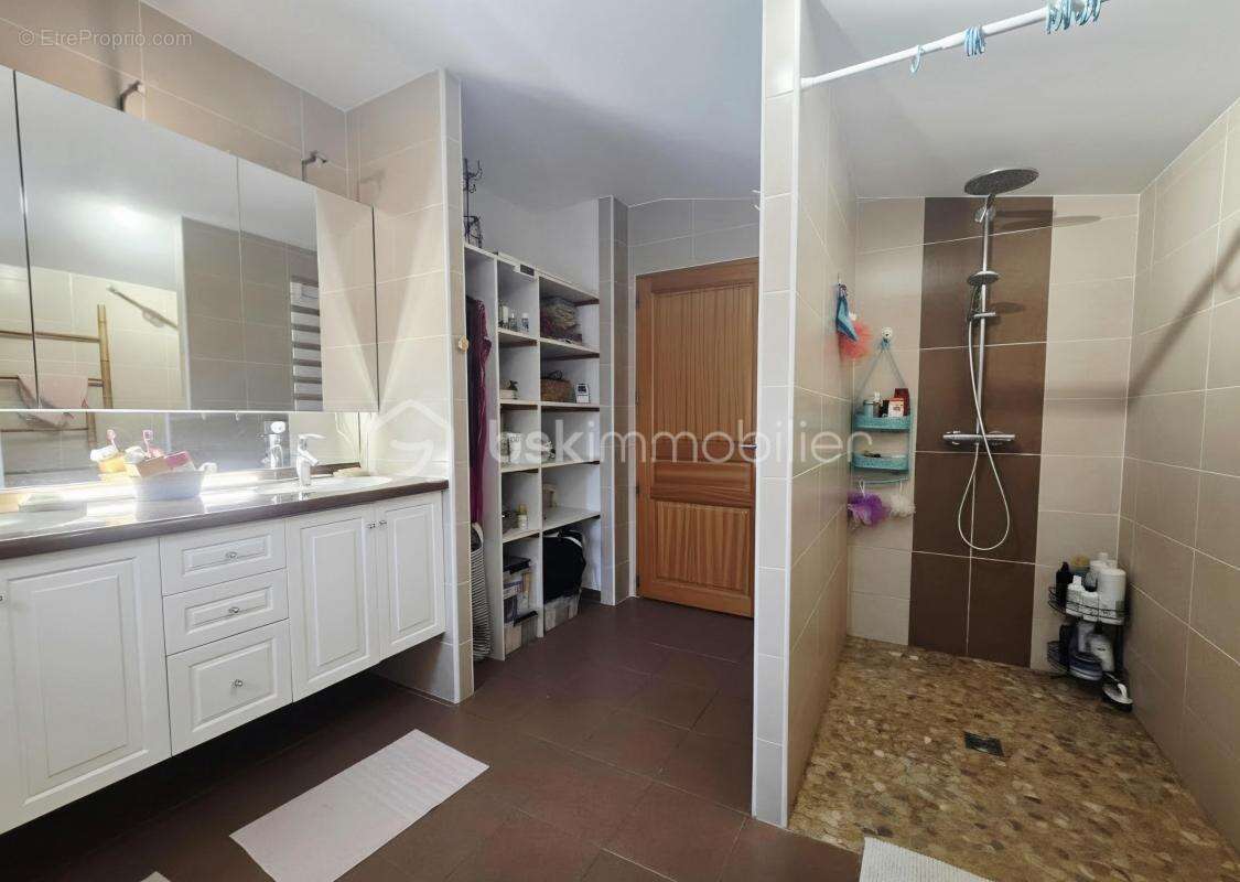 Maison Familliale T5 avec piscine - photo 10