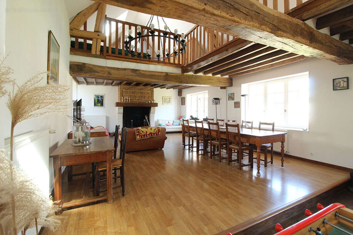 Maison à CHATEAUNEUF-EN-THYMERAIS