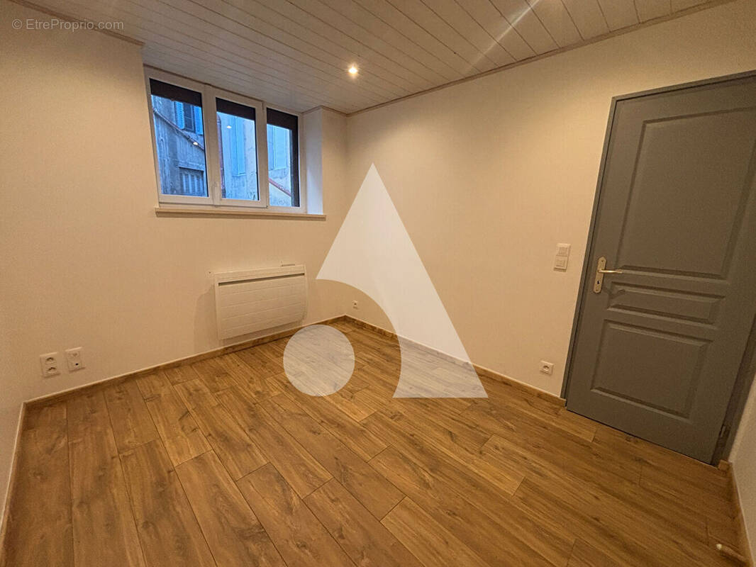 Appartement à BELLEGARDE-SUR-VALSERINE