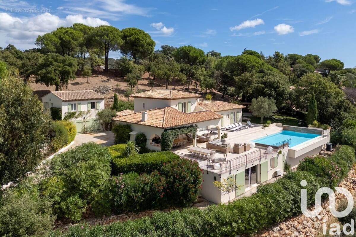 Photo 1 - Maison à PLAN-DE-LA-TOUR