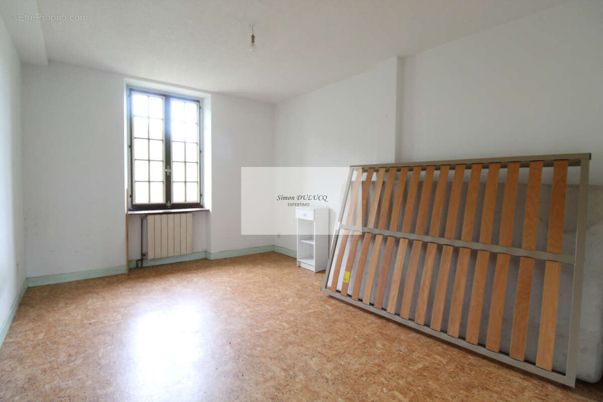 Appartement à SAINT-SERNIN-SUR-RANCE