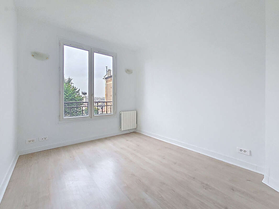 Appartement à BOURG-LA-REINE