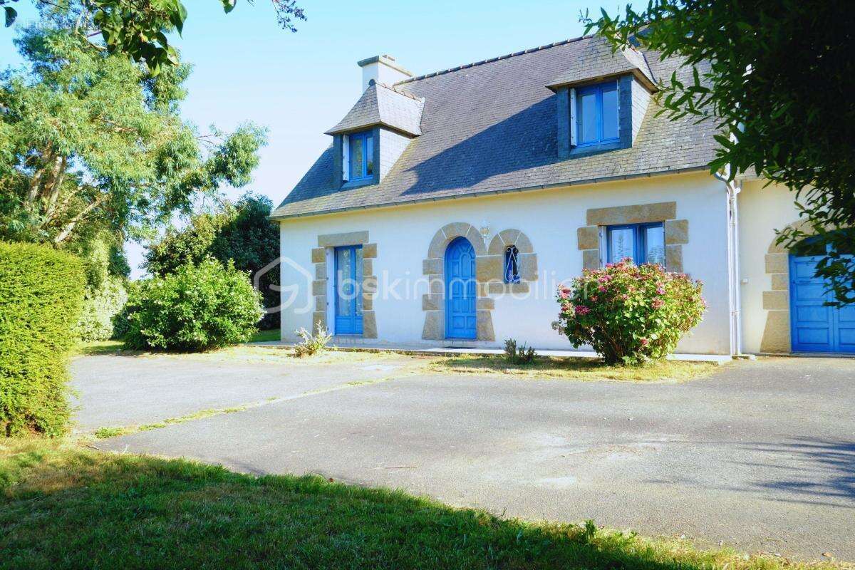 EXLUSIVITE : Grande familiale au calme et proche du bourg de PLOUMILLIAU - photo 2