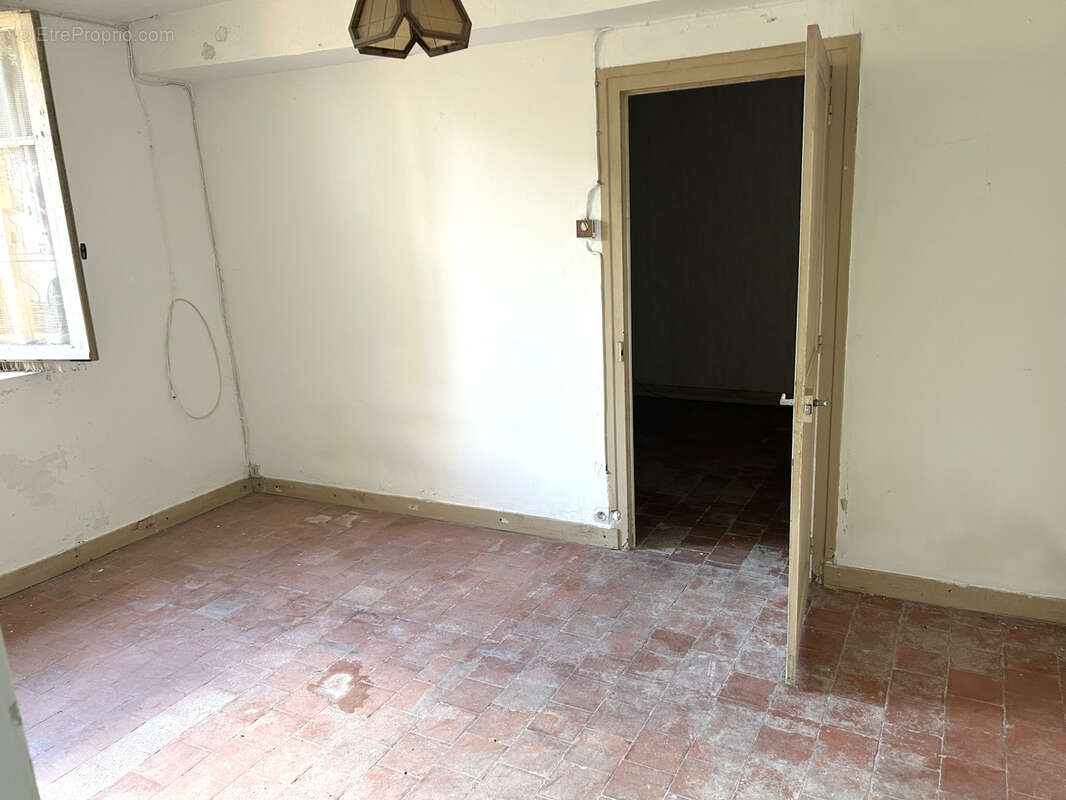 Deux habitations entre guerigny et premery - photo 10