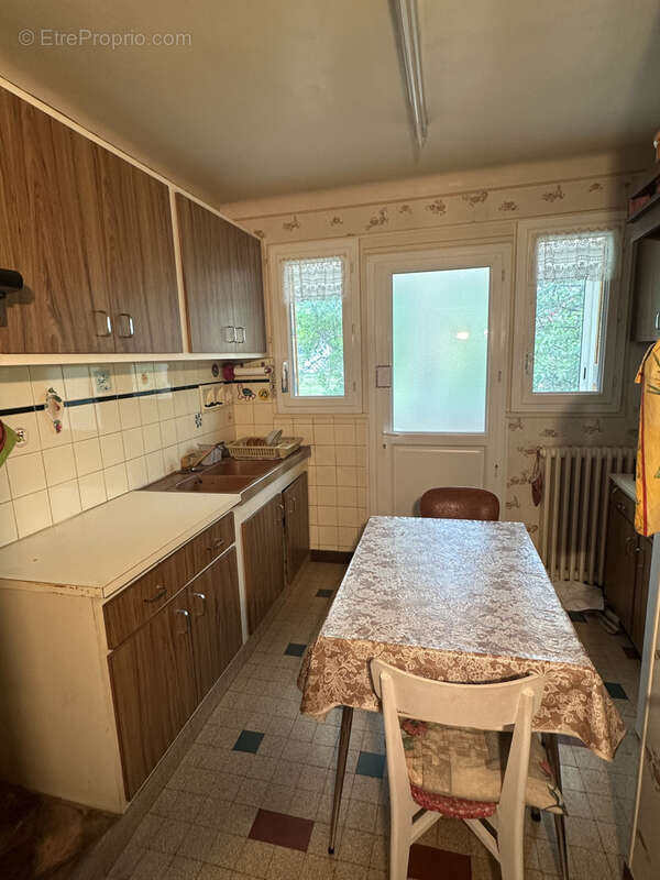 Maison à VAUX-LE-PENIL