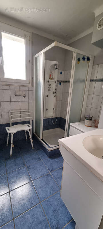 Maison à ENTRAYGUES-SUR-TRUYERE