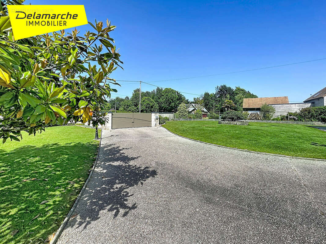 15 min Granville (50400) Propriété 10 pièces  sur un terrain de 2000m² à vendre - photo 16