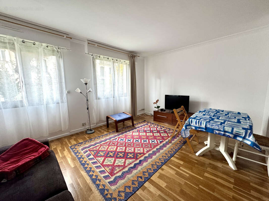 Appartement à LE PERREUX-SUR-MARNE