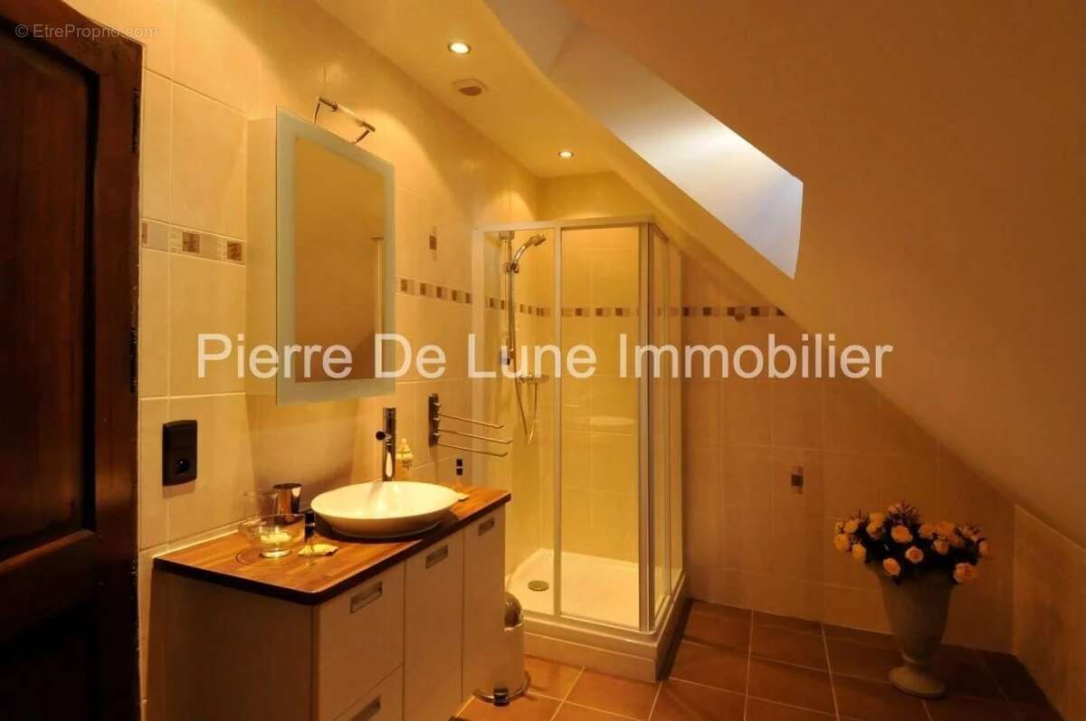 Maison à TRAIZE