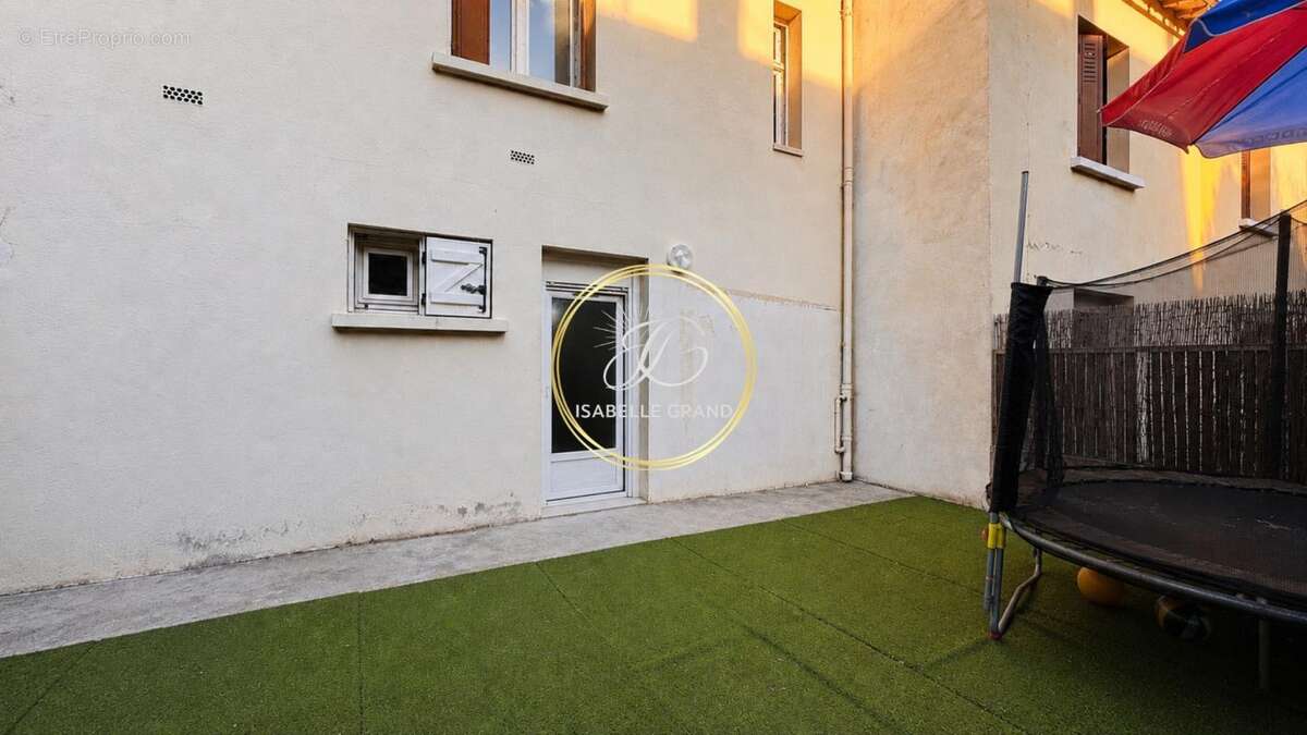 Maison à RIA-SIRACH