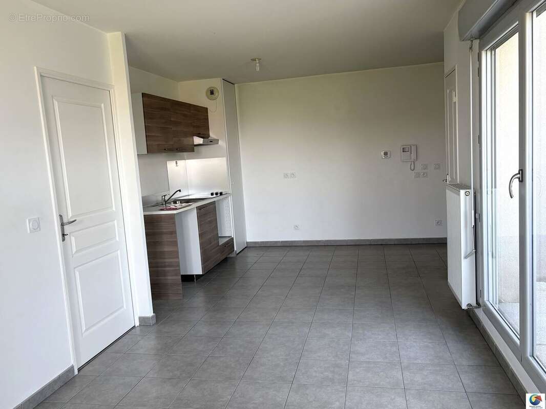 Appartement à L'ISLE-D'ABEAU