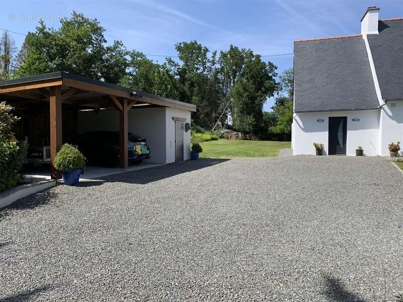 Maison à LA FEUILLEE