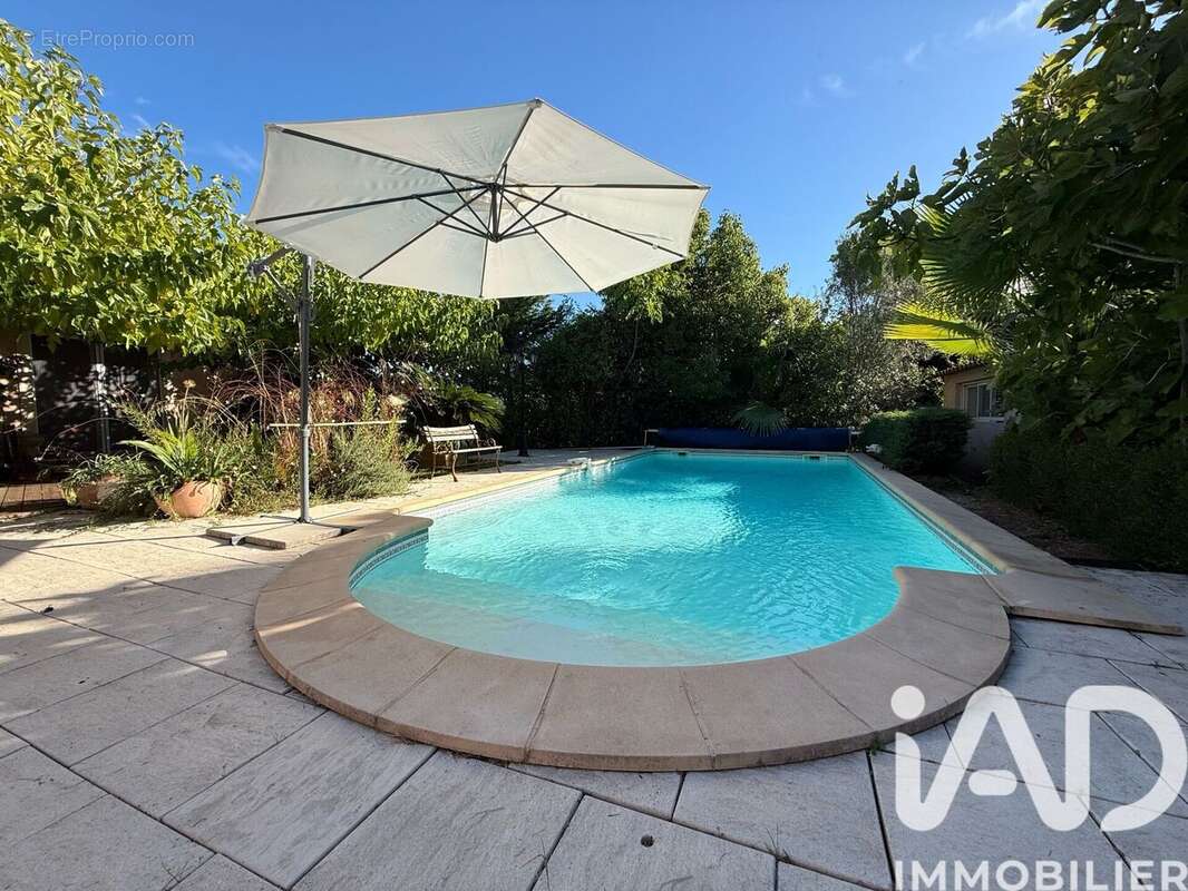 Photo 2 - Maison à LA CRAU