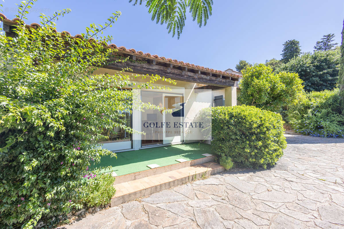 Maison à LA CROIX-VALMER