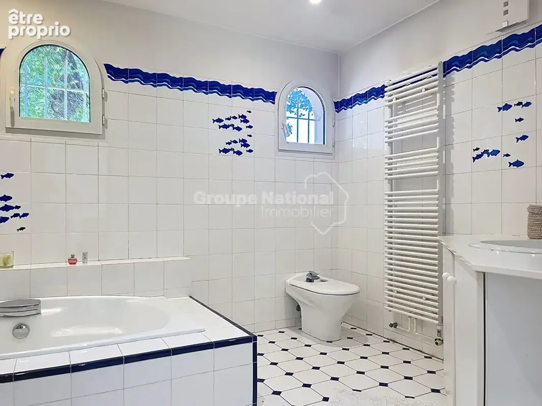 Maison Piolenc 190 m² sur terrain de 4528 m² arboré avec piscine - photo 13