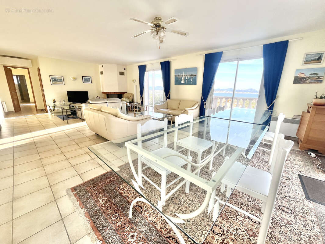Maison à FREJUS