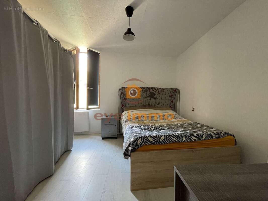Appartement à SERVIAN