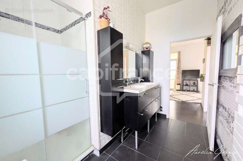 Maison à VILLENAVE-D&#039;ORNON