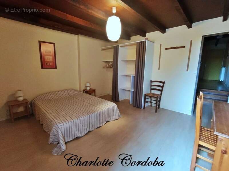 Maison à FEUGAROLLES