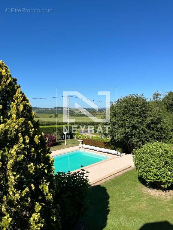 Maison à SAINT-EUSEBE