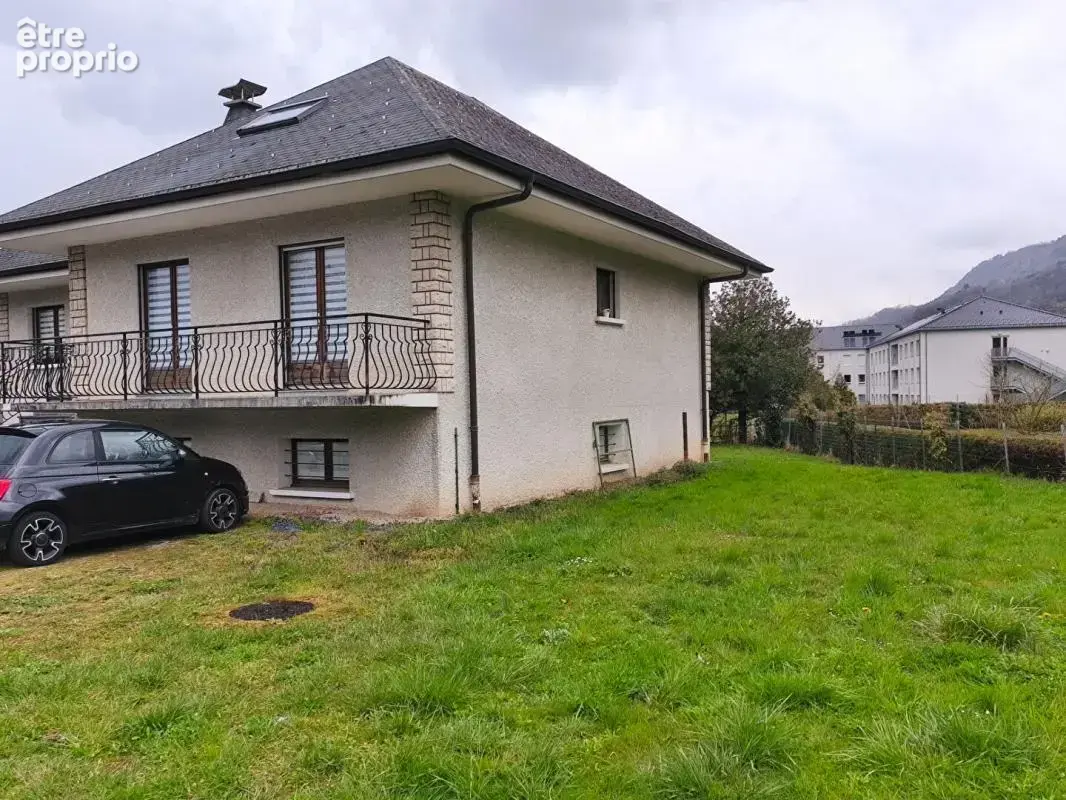 THYEZ  Belle opportunité patrimoniale  Maison avec 1 154 m² de terrain - photo 11