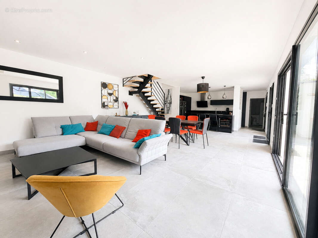 Maison à LIGNE