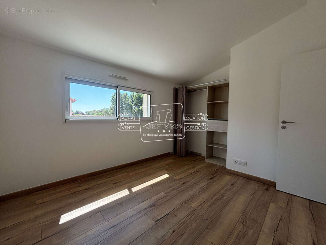 Maison Saint Julien De Concelles 5 pièce(s) 107.5 m2 - photo 4