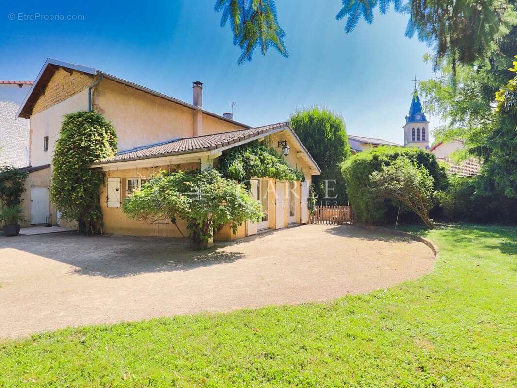 Maison à LOYETTES