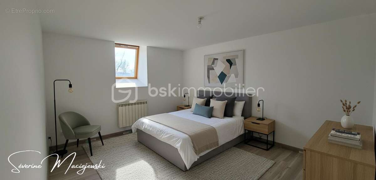 Propriété semi plain pied de 260 m² - photo 12
