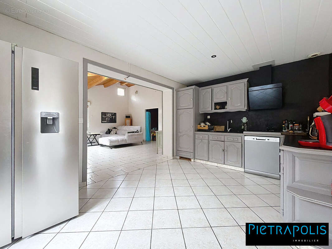 Maison à SAINT-GERMAIN-LAPRADE