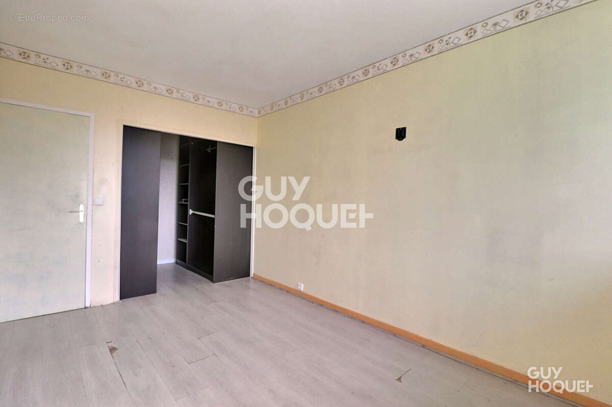 Appartement à SAINT-MICHEL-SUR-ORGE