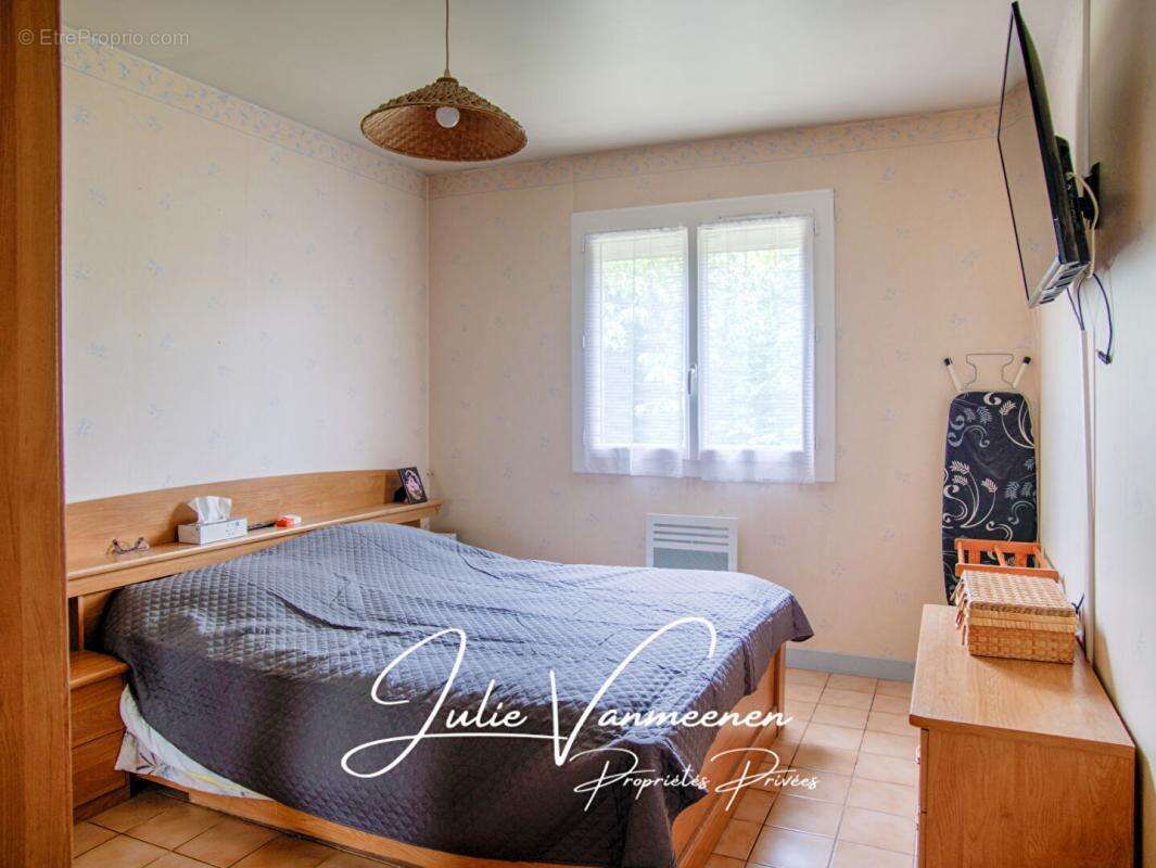 La Salvetat-Saint-Gilles (31880) - Maison T5 de plain-pied - 3 chambres - Véranda - Garage - Terrain 644 m2 - photo 12