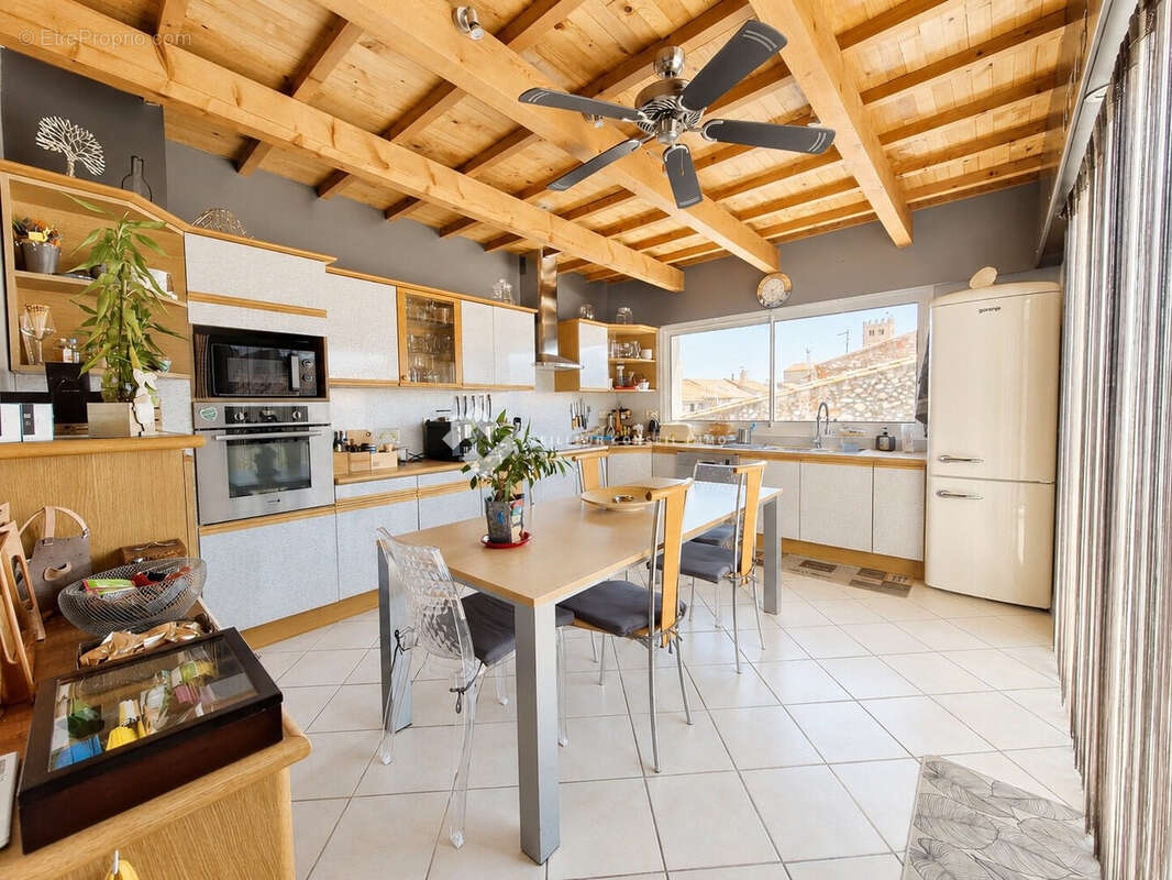 Maison 188 m² à Millas  - photo 2