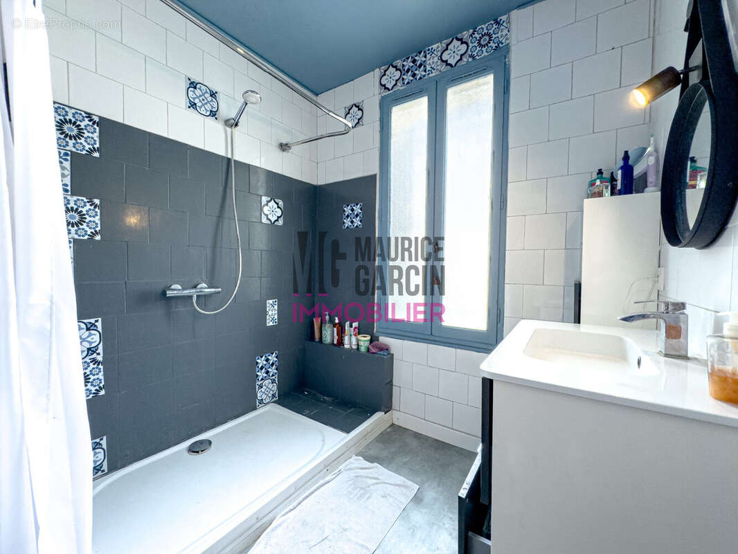 A vendre, à acheter, T3 avec jardin, 13160 Chateaurenard - Appartement à CHATEAURENARD
