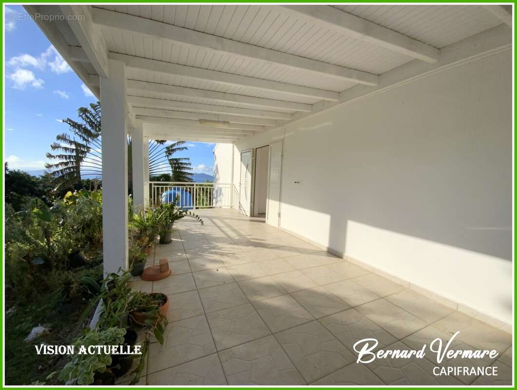 Maison vue mer et les Saintes - 7 pièces - 4 chambres - 130 m² sur terrain 1000m² - photo 21