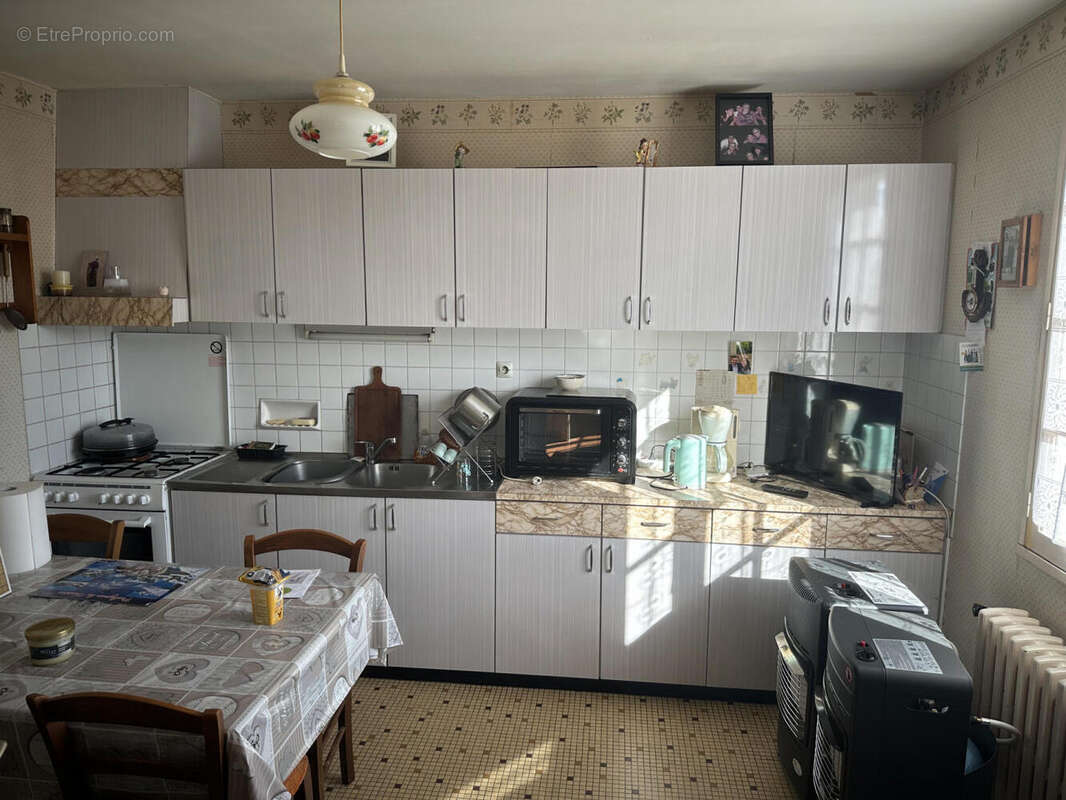 IMG_3016 - Maison à SAINT-AUBIN-DU-CORMIER