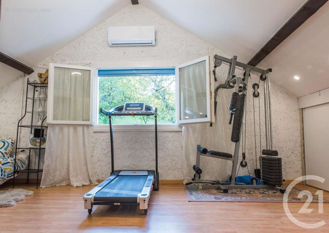 Maison à SATHONAY-CAMP