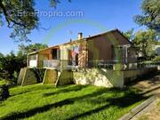 Maison à SAINT-GEORGES-DES-AGOUTS