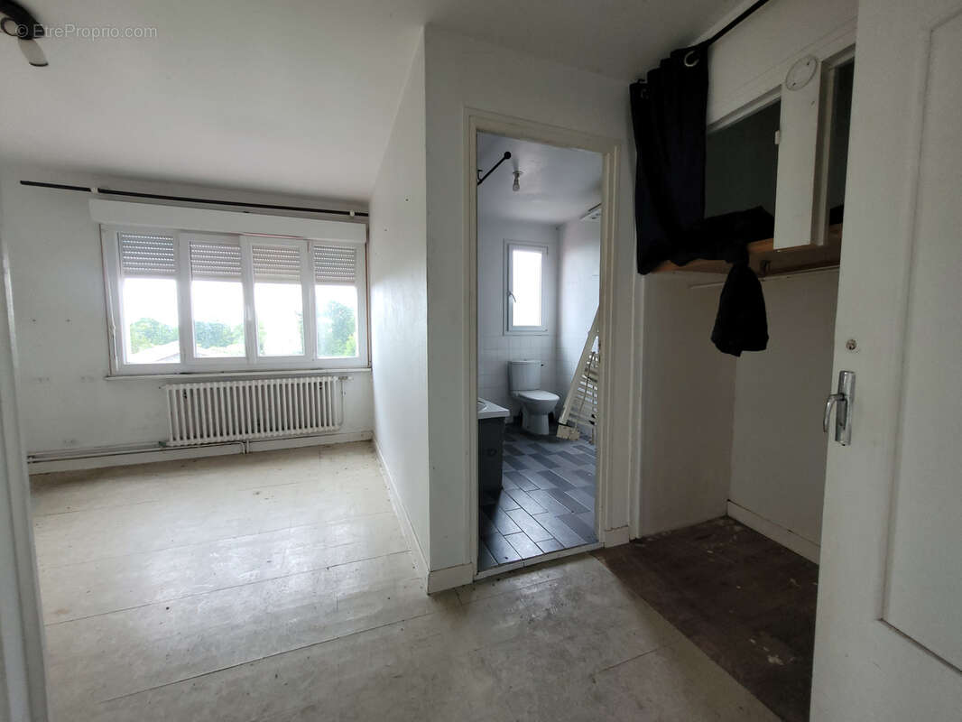 Appartement à SAINT-CLET