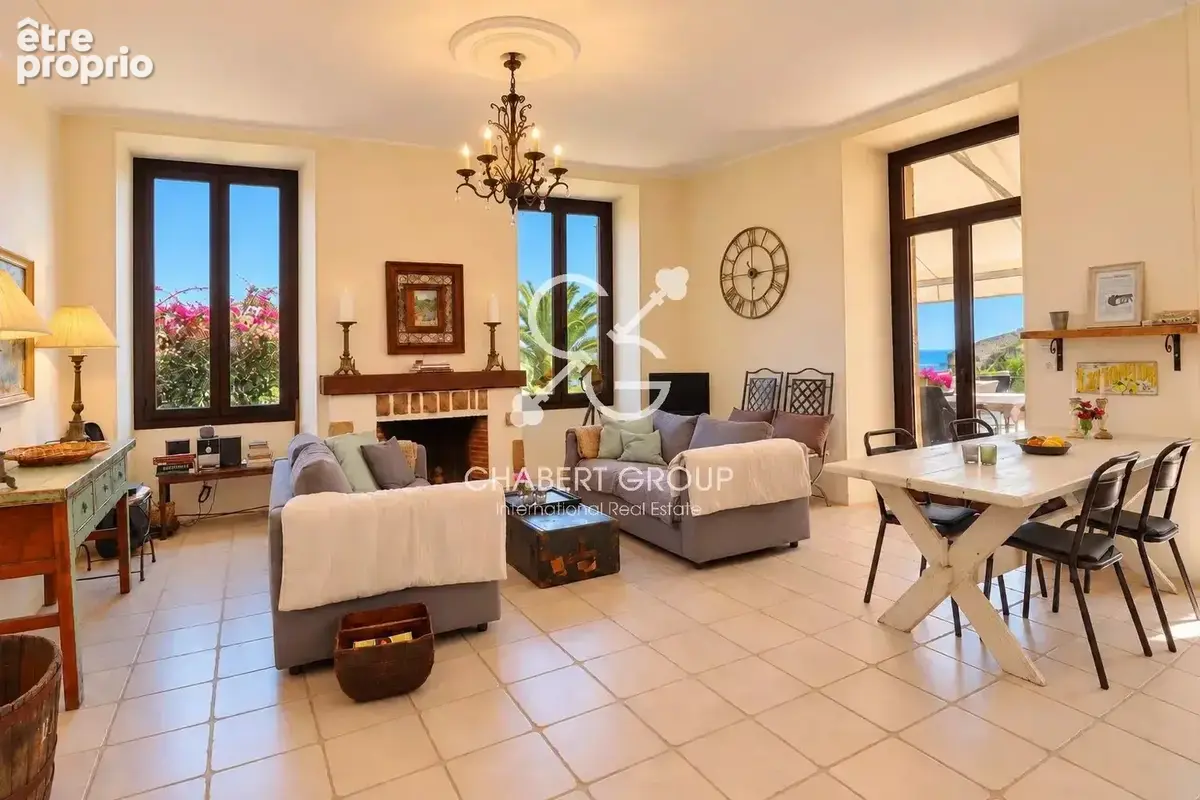 Villefranche-sur-mer – appartement – 4 pièces – 85 m² – terrasse de 95 m² – studio indépendant de 33 m² - garage - photo 5