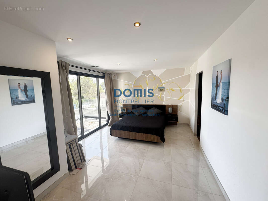 Villa d'architecte d'exception 225m2   20 km au nord-ouest de Montpellier 13 Km A9 Baillargues - photo 8