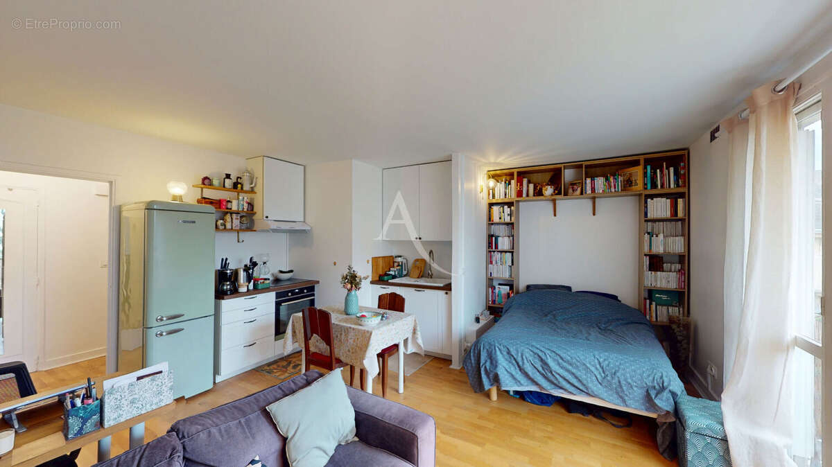 Appartement à CHARENTON-LE-PONT