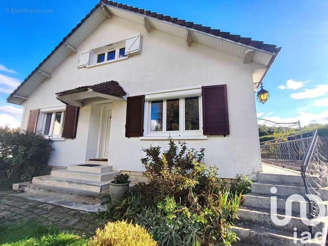 Photo 2 - Maison à BAUGY