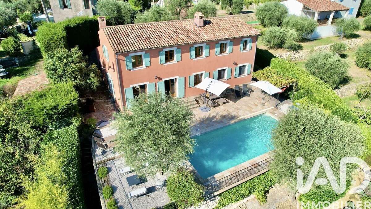 Photo 3 - Maison à CHATEAUNEUF-GRASSE
