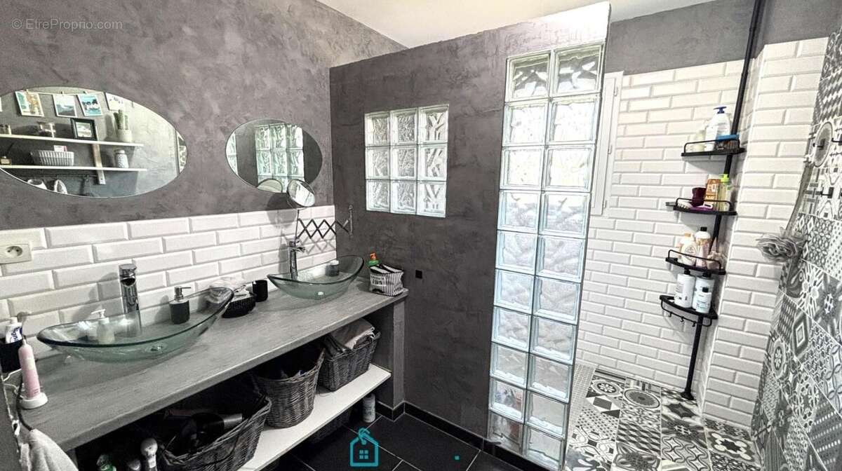 Maison familiale contemporaine de 155 m² sur 1 200 m² de terrain - photo 8