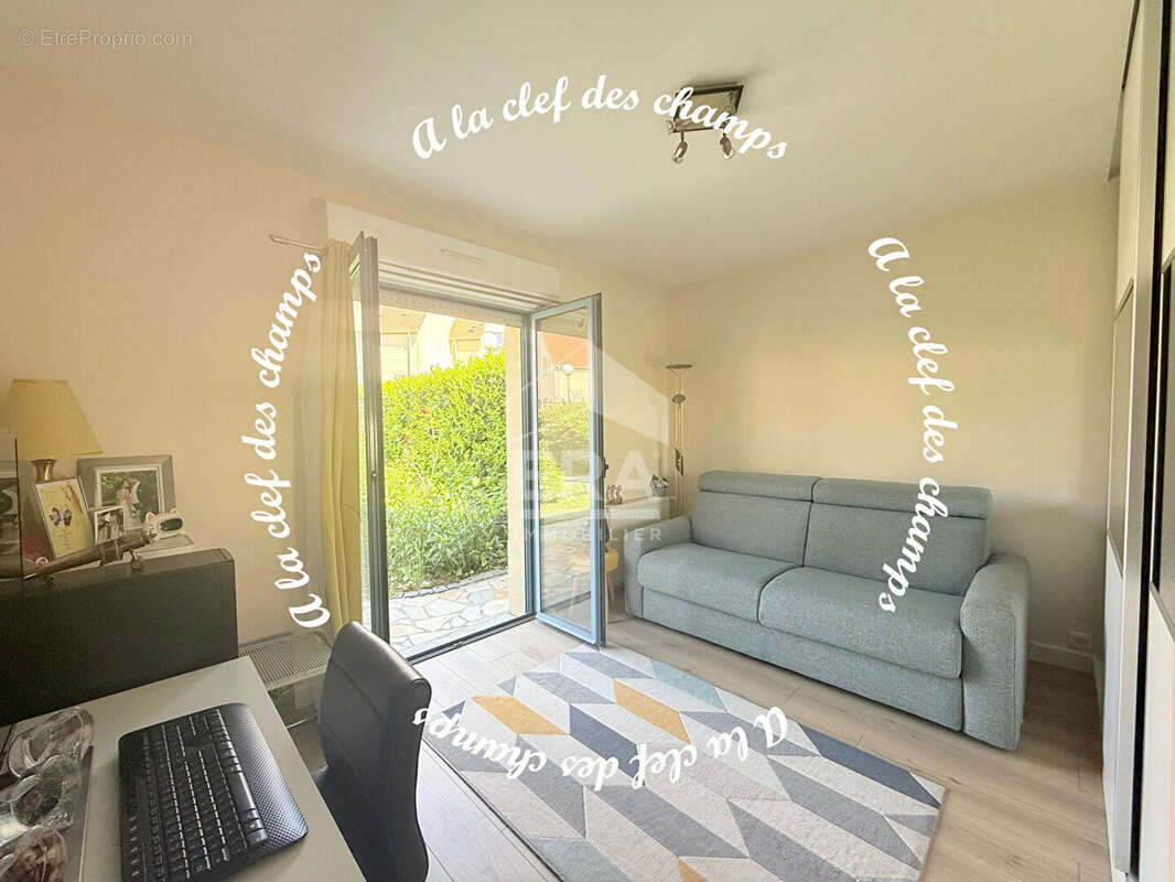 Appartement à SAINT-REMY-LES-CHEVREUSE