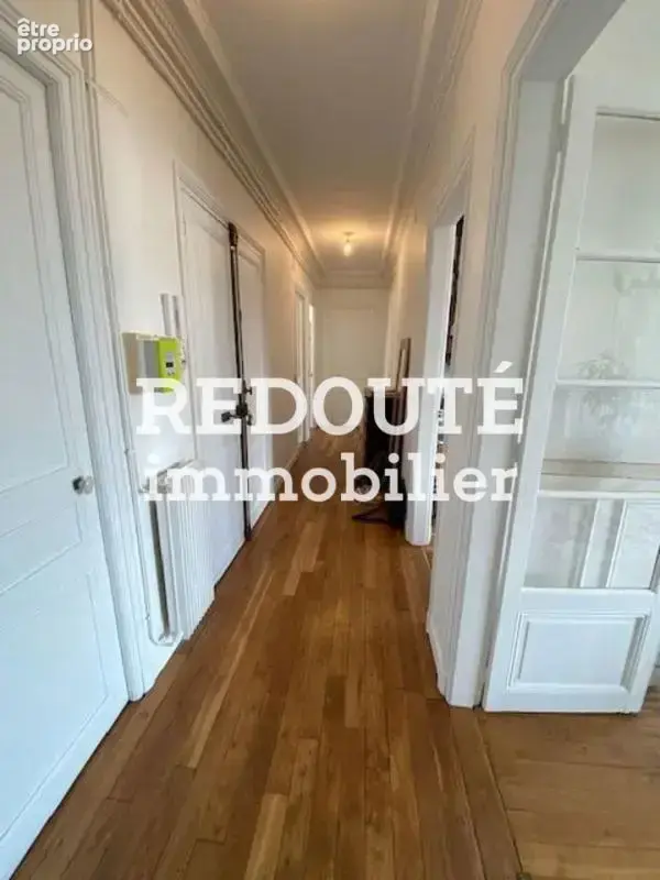 VENTE d'un appartement 4 pièces (environ 151 m²) à REIMS - photo 11
