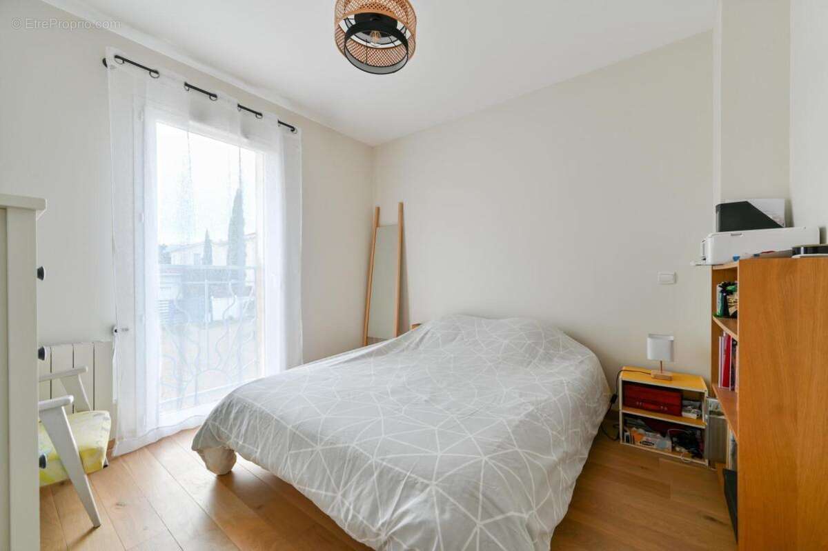 Maison à GREZIEU-LA-VARENNE