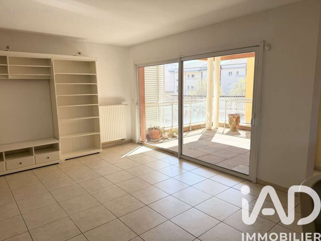 Photo 9 - Appartement à SALON-DE-PROVENCE